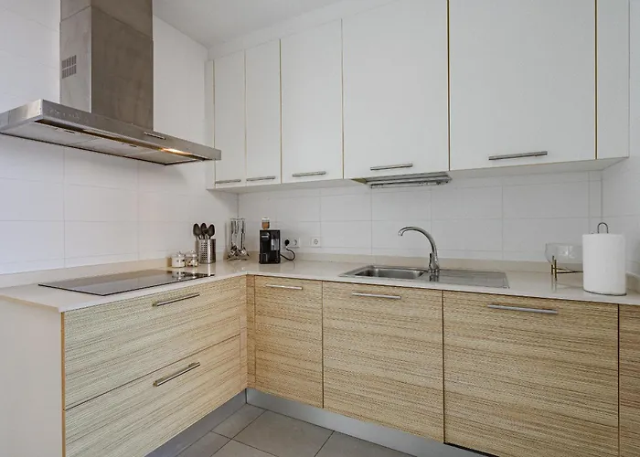 Вилла Elisabetta, Luxury With Heated Pool Ocean View In Adeje, Tenerife Адехе