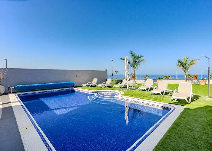 Вилла Elisabetta, Luxury With Heated Pool Ocean View In Adeje, Tenerife Адехе