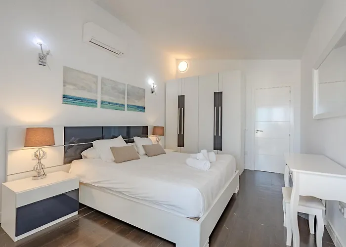 Вилла Elisabetta, Luxury With Heated Pool Ocean View In Adeje, Tenerife *