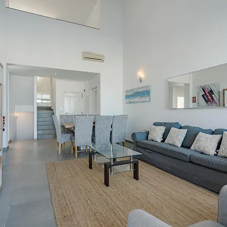 Elisabetta, Luxury With Heated Pool Ocean View In Adeje, Tenerife