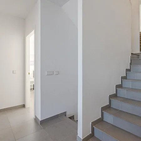 Elisabetta, Luxury With Heated Pool Ocean View In Adeje, Tenerife Villa *