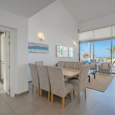 Вилла Elisabetta, Luxury With Heated Pool Ocean View In Adeje, Tenerife Адехе