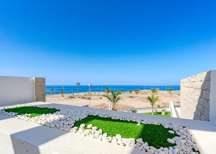 Elisabetta, Luxury With Heated Pool Ocean View In Adeje, Tenerife Вілла