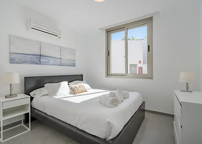 Villa Elisabetta, Luxury With Heated Pool Ocean View In Adeje, Tenerife