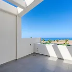 Elisabetta, Luxury With Heated Pool Ocean View In Adeje, Tenerife 别墅 *